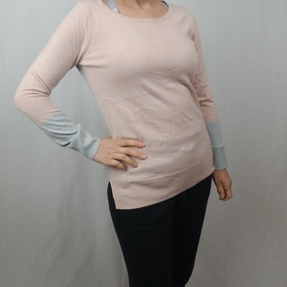 French Connection Sweaters - FRENCH CONNECTION SWEATER SIZE XS French Connection Sweaters - FRENCH CONNECTION SWEATER SIZE XS